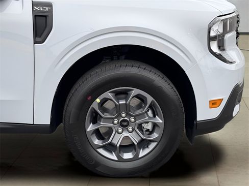 New 2025 Ford Maverick XLT w/ XLT Luxury Package image 40