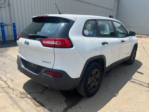 Used 2014 Jeep Cherokee Sport AWD/4WD image 6