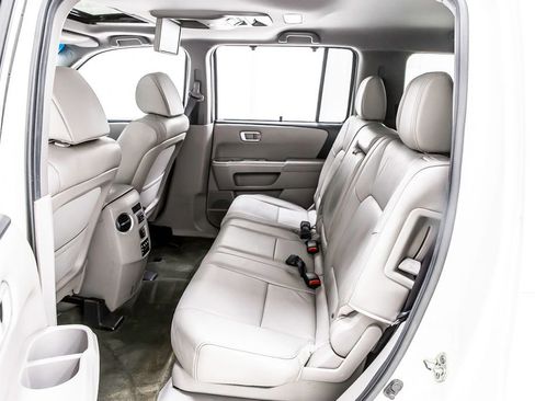 Used 2014 Honda Pilot Touring image 27