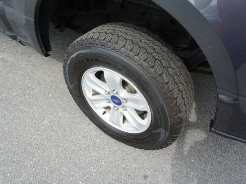 Used 2020 Ford F150 XL w/ Equipment Group 101A Mid AWD/4WD image 7