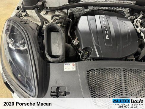 Used 2020 Porsche Macan AWD/4WD image 10