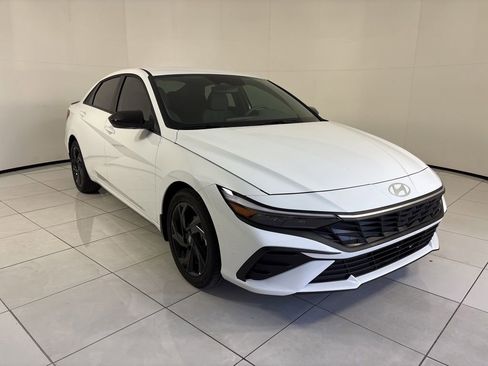 New 2026 Hyundai Elantra Sport FWD image 7
