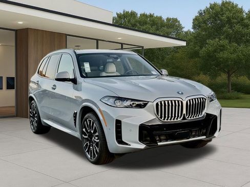 New 2026 BMW X5 xDrive50e w/ M Sport Package AWD/4WD image 6