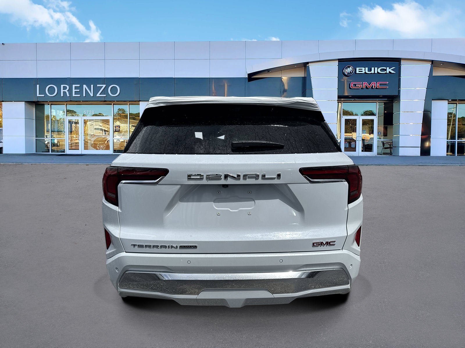 New 2027 GMC Terrain Denali w/ LPO, Floor Liner Package AWD/4WD image 5