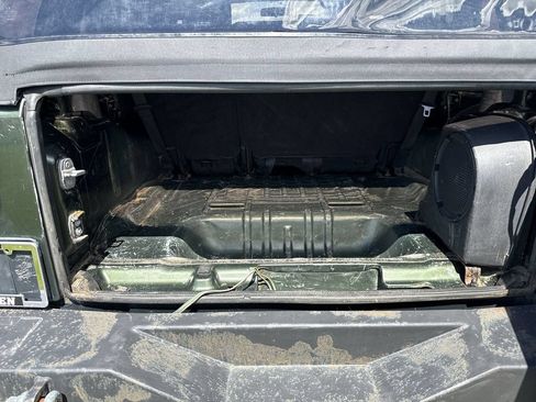 Used 2009 Jeep Wrangler Unlimited Sahara AWD/4WD image 17