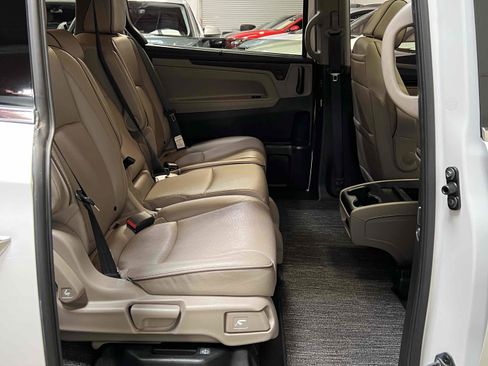 Used 2023 Honda Odyssey Elite image 42