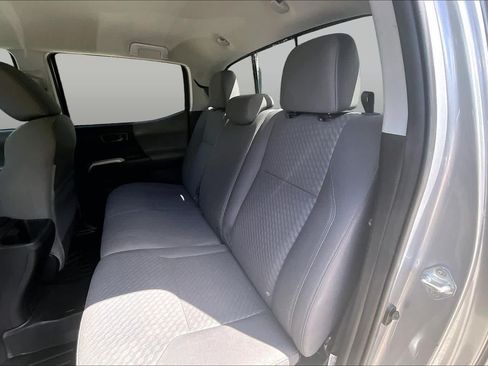 Used 2021 Toyota Tacoma SR5 RWD image 21