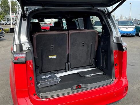 New 2025 Volkswagen ID. Buzz Pro S image 23