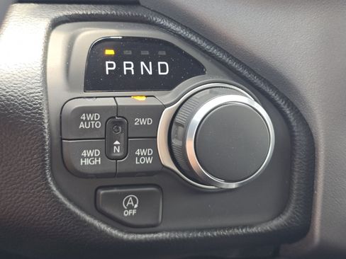 New 2026 RAM 1500 Big Horn AWD/4WD image 30