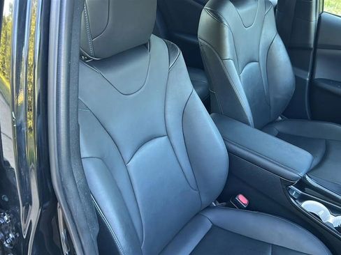 Used 2016 Toyota Prius Three Touring FWD image 56