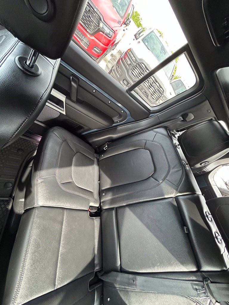 Used 2024 Land Rover Defender 110 S AWD/4WD image 12