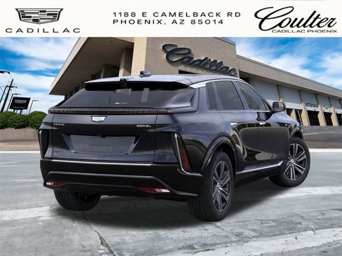 New 2026 Cadillac Lyriq Luxury image 4