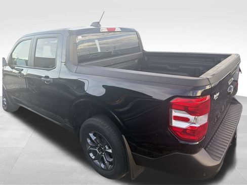 Used 2025 Ford Maverick XLT w/ Equipment Group 301A AWD/4WD image 34