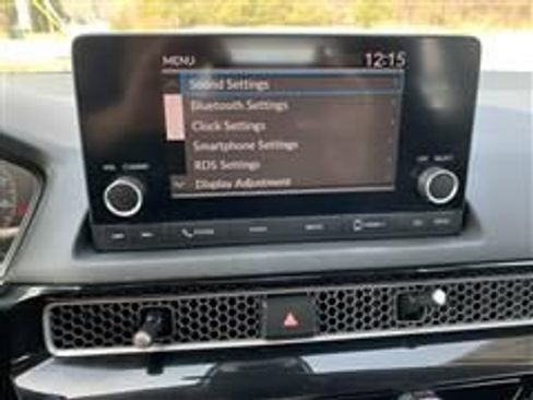 Used 2023 Honda Civic LX image 28