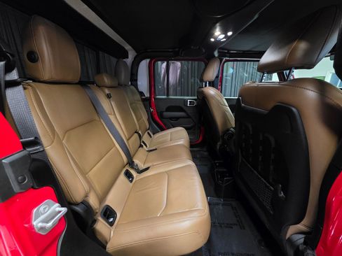 Used 2021 Jeep Gladiator Rubicon image 47