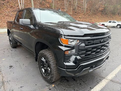 New 2026 Chevrolet Silverado 1500 Custom Trail Boss w/ Midnight Edition image 5