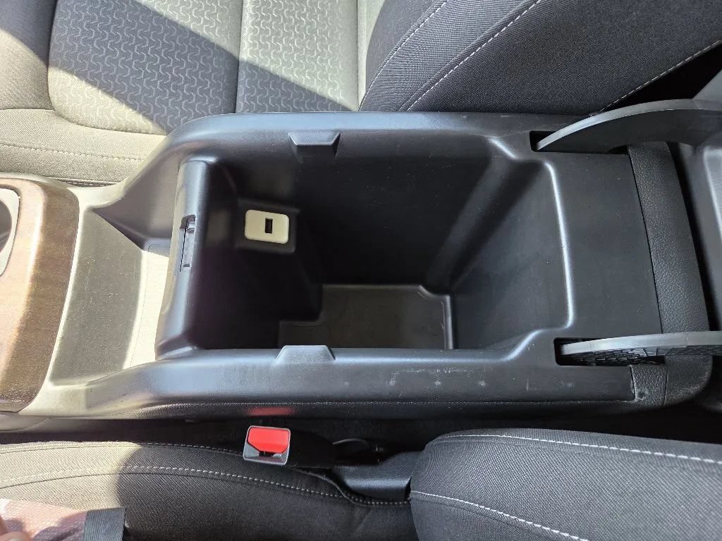 Used 2018 GMC Canyon SLE w/ SLE Convenience Package RWD image 35
