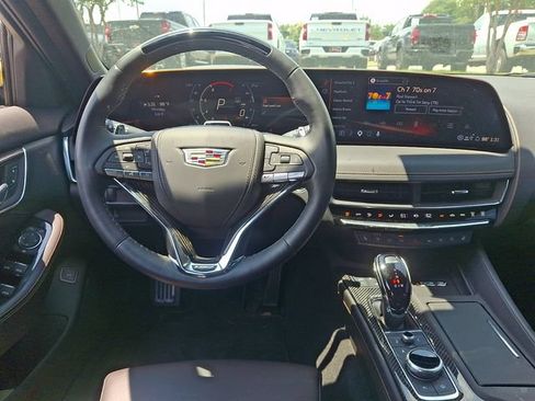 Used 2026 Cadillac CT5 V RWD image 11