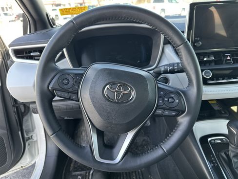 Used 2023 Toyota Corolla XSE image 17
