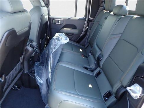 New 2025 Jeep Gladiator Mojave w/ Safety Group image 8