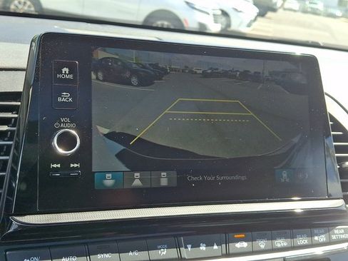 Used 2025 Honda Odyssey EX-L image 19