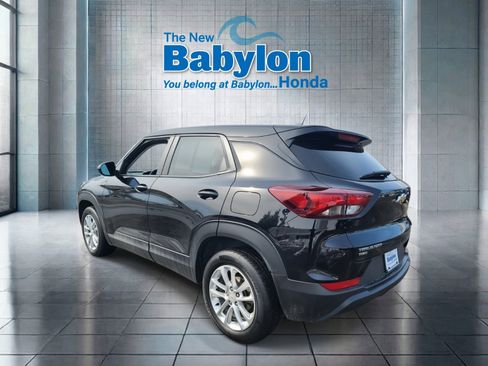 Used 2024 Chevrolet TrailBlazer LS image 3