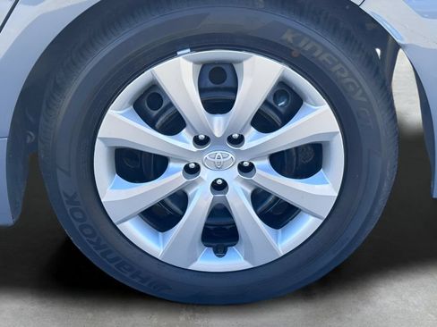Used 2026 Toyota Corolla LE FWD image 10