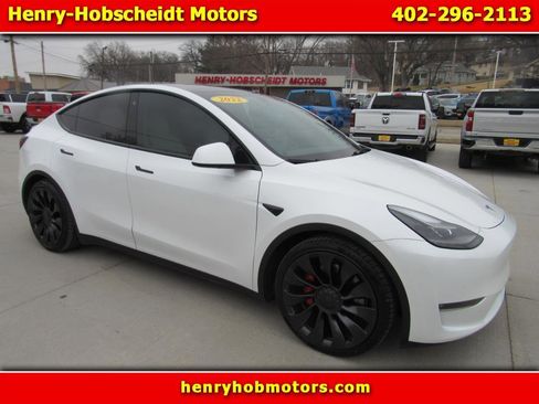 Used 2022 Tesla Model Y Performance image 1