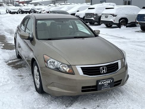 Used 2010 Honda Accord LX-P image 8