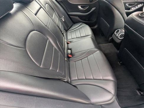 Used 2019 Mercedes-Benz C 300 4MATIC Sedan image 18