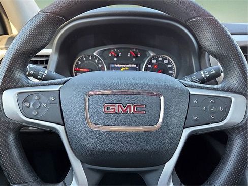 Certified 2023 GMC Acadia SLE w/ Driver Convenience Package image 24