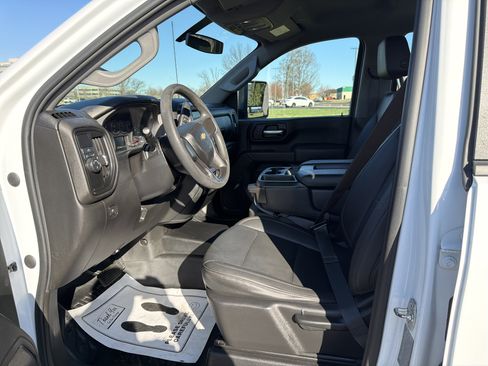 Used 2021 Chevrolet Silverado 2500 W/T image 11