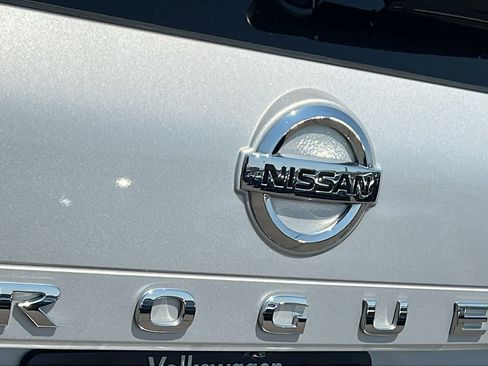 Used 2021 Nissan Rogue SL w/ Premium Package AWD/4WD image 28