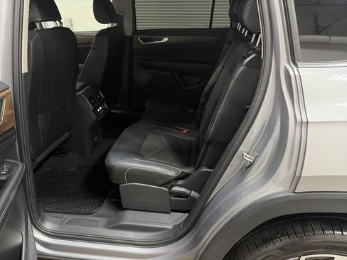 Certified 2026 Volkswagen Atlas SE AWD/4WD image 15