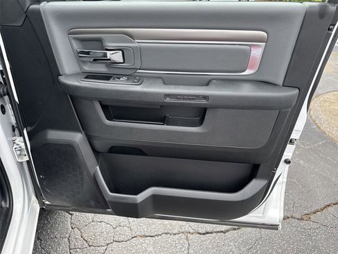 Used 2024 RAM 1500 Classic SLT image 14