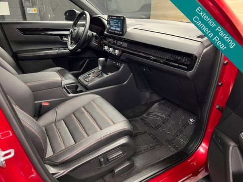 Used 2025 Honda CR-V Sport Touring image 9