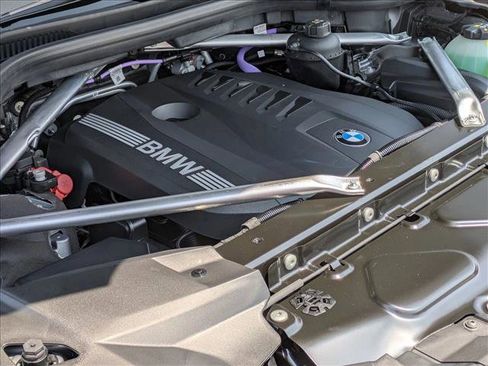 Used 2026 BMW X7 xDrive40i image 18