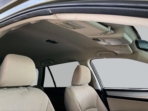 Used 2018 Subaru Outback 2.5i AWD/4WD image 14