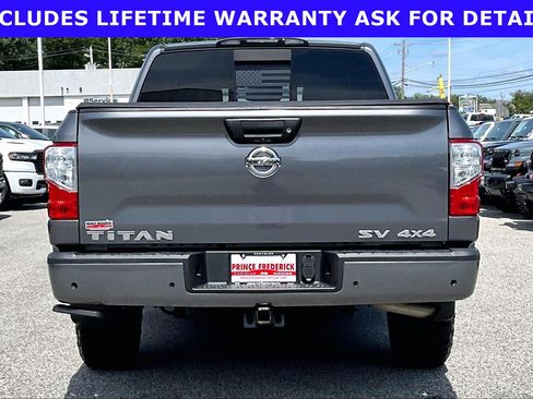 Used 2021 Nissan Titan SV w/ SV Convenience Package AWD/4WD image 4