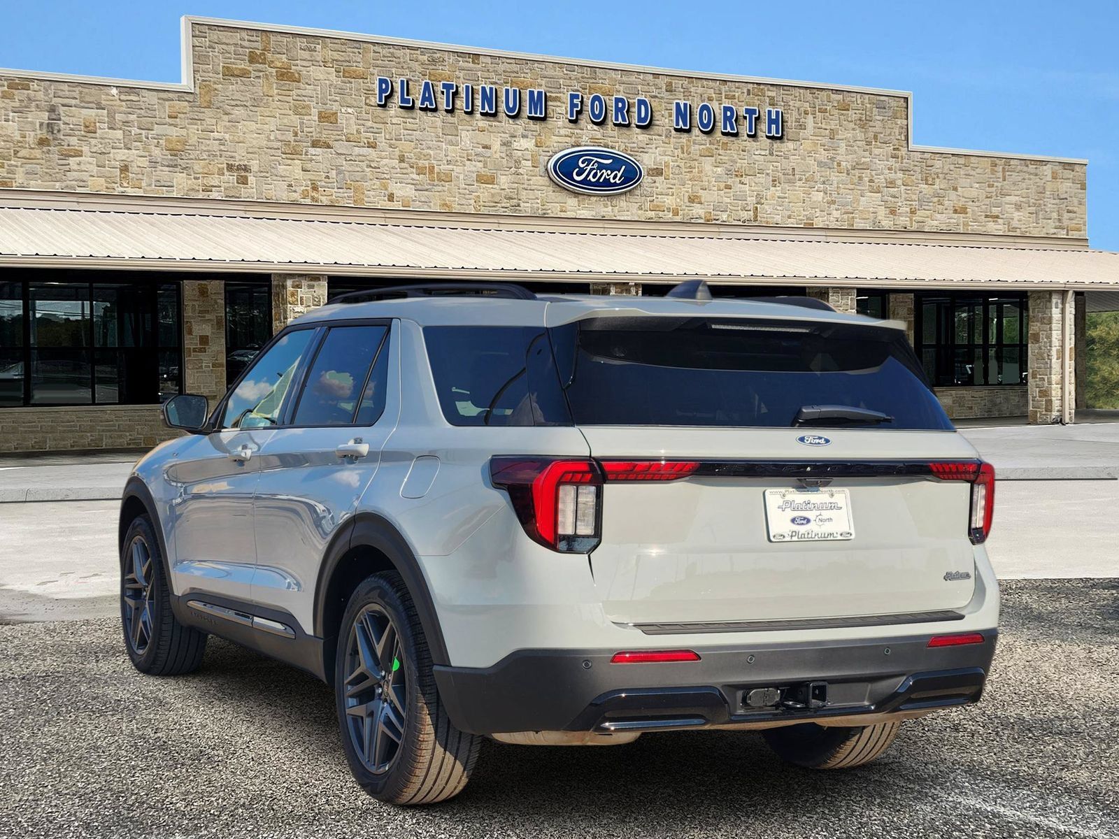 New 2027 Ford Explorer ST-Line w/ Premium Package RWD image 4