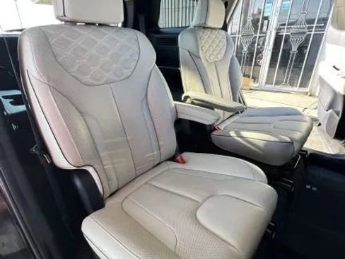 Used 2021 Hyundai Palisade Limited image 23