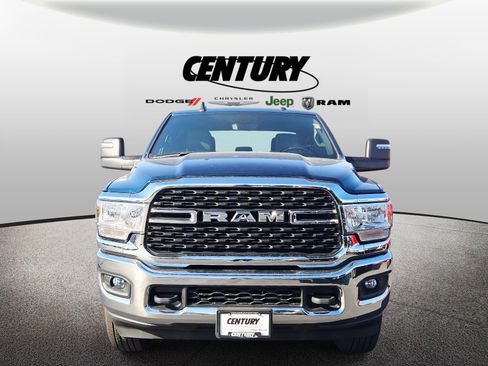 Used 2024 RAM 2500 Big Horn w/ Bed Utility Group image 9