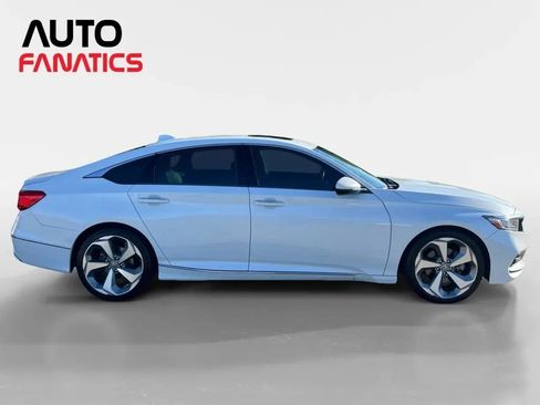 Used 2019 Honda Accord Touring image 7