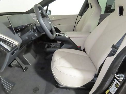 Used 2026 BMW iX xDrive60 image 13