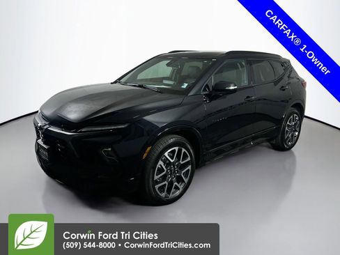 Used 2025 Chevrolet Blazer RS AWD/4WD image 5