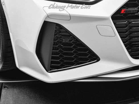 Used 2024 Audi RS 6 performance image 56