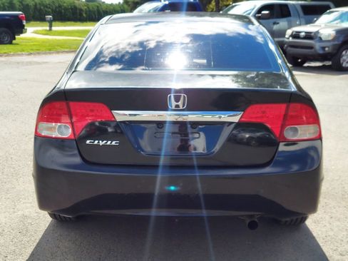 Used 2010 Honda Civic LX image 5