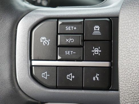 Used 2024 Ford F350 Lariat w/ Lariat Ultimate Package AWD/4WD image 33