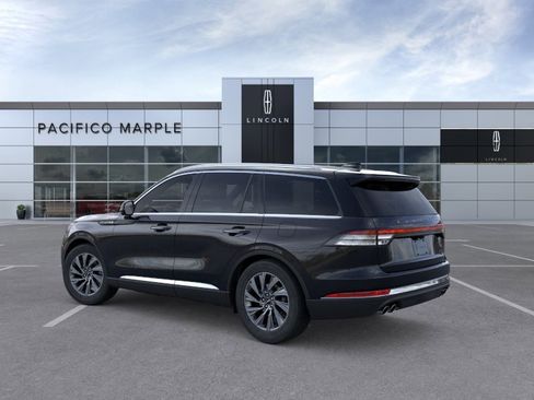 New 2026 Lincoln Aviator AWD image 4