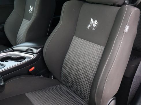 Used 2020 Dodge Challenger R/T Scat Pack RWD image 9